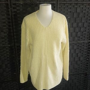 Carolyn Taylor Cream Ribbed V‑Neck Sweater